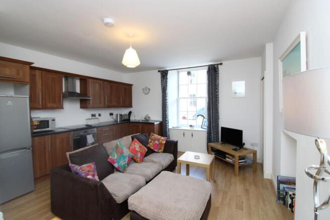 Lounge / Kitchen