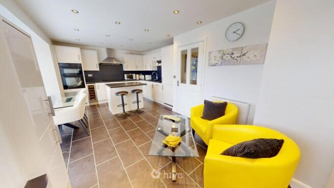 4 bed Detached for sale Image 6