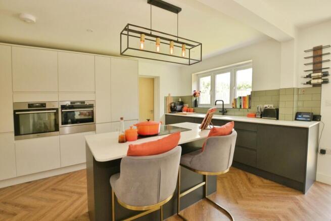 Kitchen/Dining