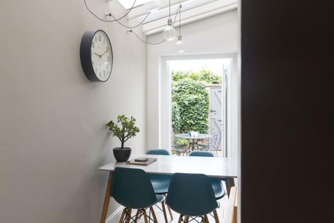 Kitchen dining room
