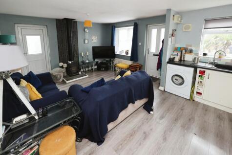 Railway Park Close, Lincoln, Lincolnshire, LN6