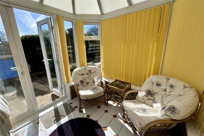 2 bed Bungalow for sale Image 7