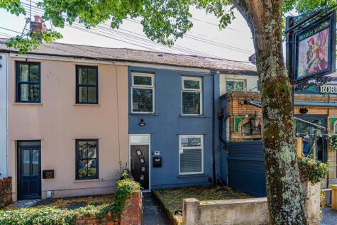 18 Severn Grove, Cardiff