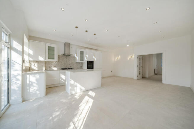 1422370-9-69a96a5...