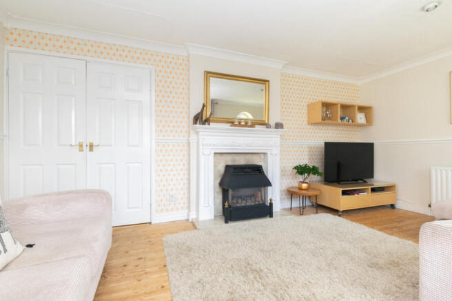 Lounge 3