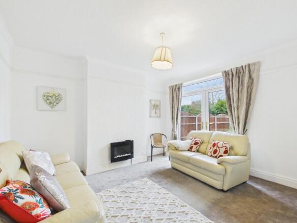 3 bed Semi-Detached for sale Image 9