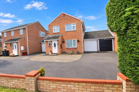 Purley Way, Clacton on Sea, CO16 8YX