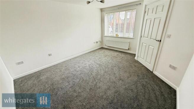 3 bed Terraced to rent Image 7