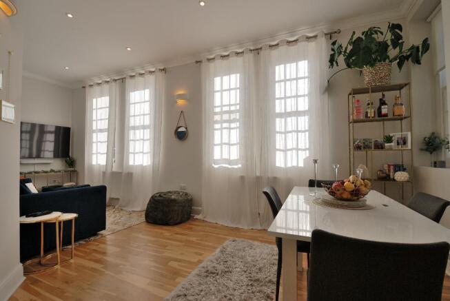 Light-Filled, Open Plan Living/Dining