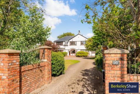 Warren Road, Blundellsands, L23