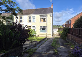 1, Clyne Valley Cottages, Clyne Valley Road, Killay, Swansea SA2 7DU