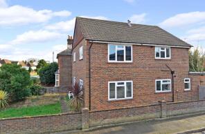 98, George Road, Farncombe, Godalming GU7 3LX