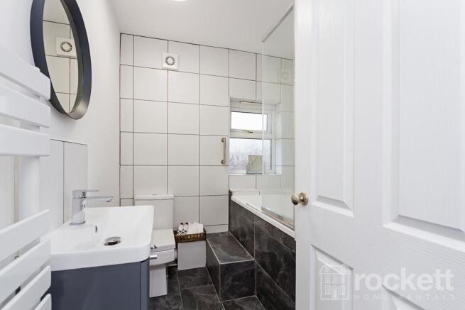 16WoodlandsRd_gwi_5200EW.jpg