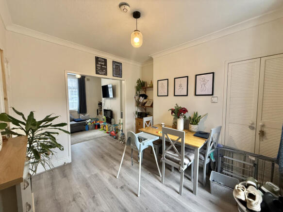 2 bed Terraced for sale Image 4
