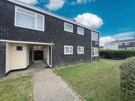 23, Braybrooke, Basildon SS14 2AE