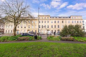 Flat 4, 25, Portland Square, St Pauls, Bristol BS2 8SA