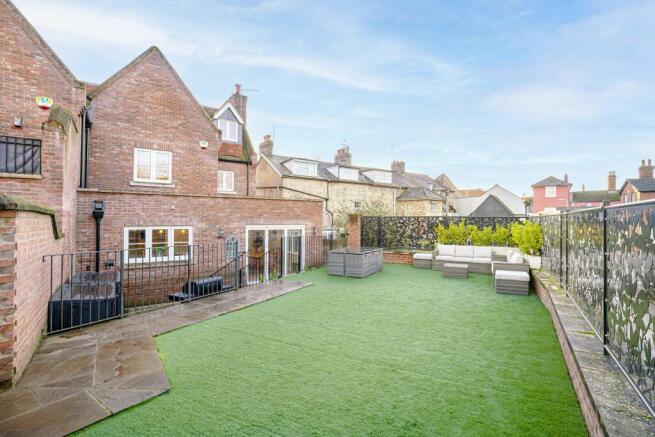 Photo 28