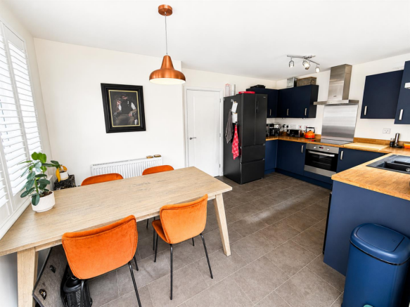 Dining Kitchen