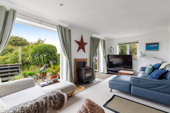 A14 - 2 Barnfield, East Allington - 260727