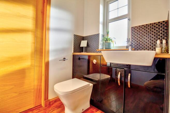 Cloakroom Wc