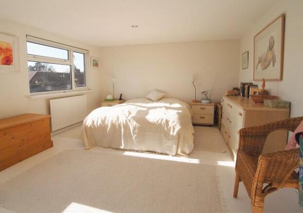 Huge main bedroom 