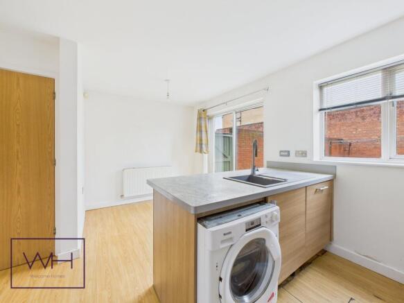 4 bed Town House for sale Image 4