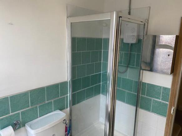 2 bed Terraced to rent Image 9