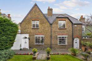 72 73, Denmark Road, London SW19 4PQ
