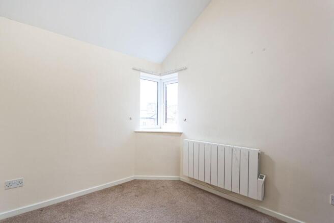2 bed Terraced for sale Image 6