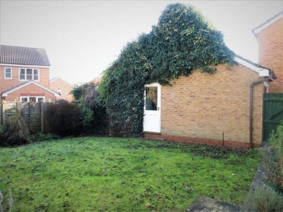 Detached Garage
