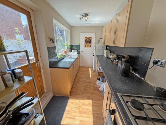 Kitchen.jpg