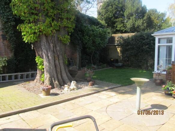 Photo 9