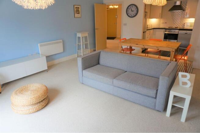 Lounge/Dining Room