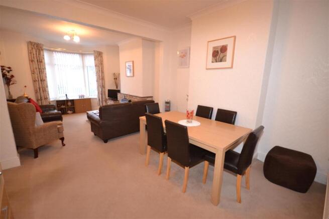 Living/Dining Room