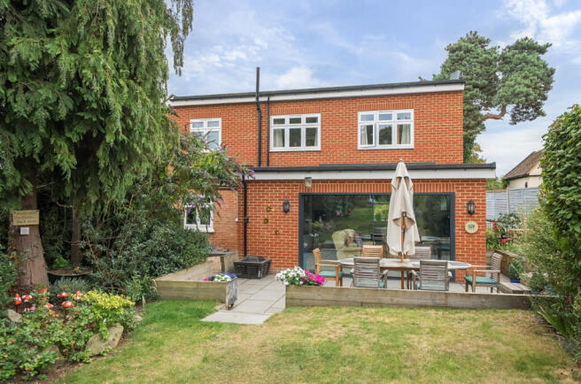 1339810-2-68a4bd7...