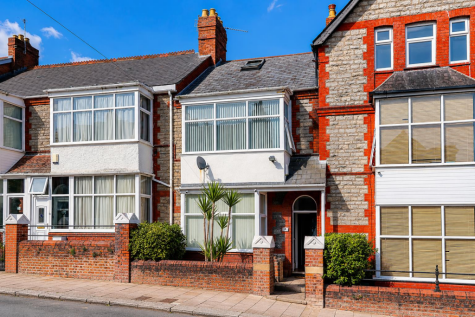 Charles Place, Barry