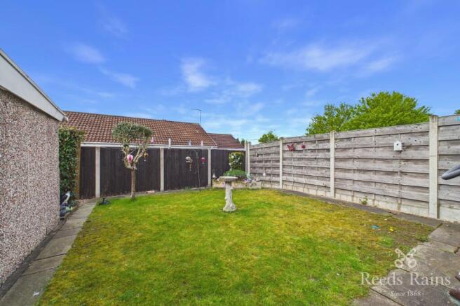 2 bed Bungalow for sale Image 9