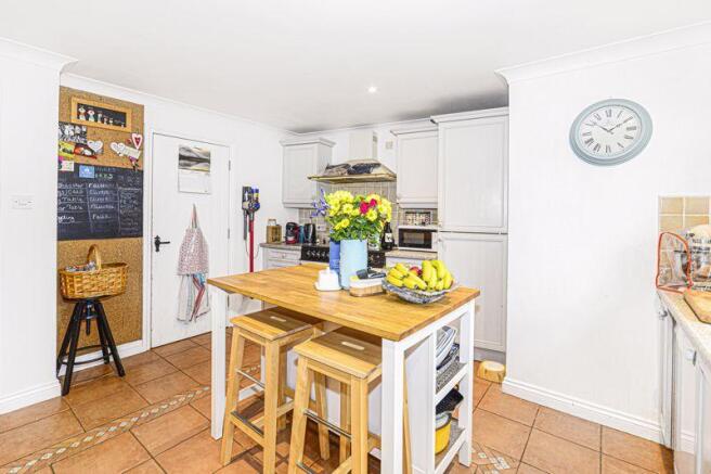 Kitchen Island 