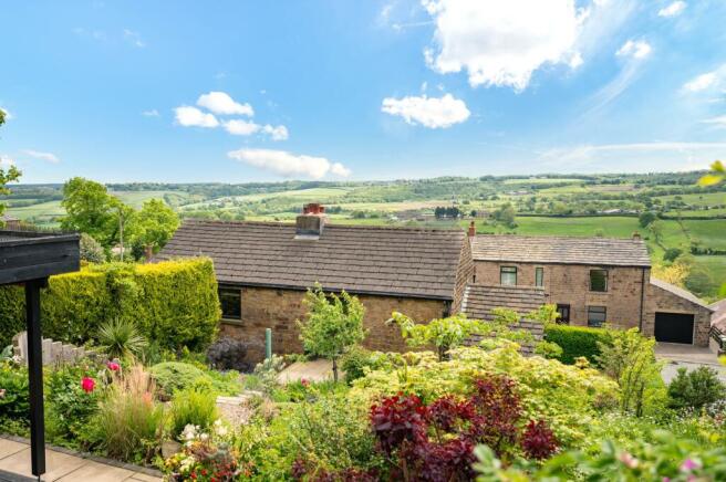 3 bed Detached for sale Image 3