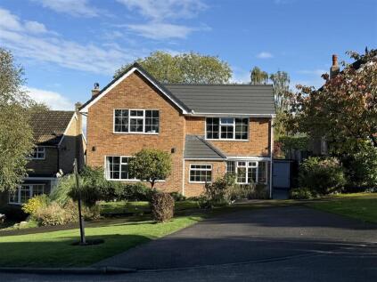Chiltern Drive, Upper Hopton, Mirfield