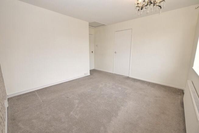3 bed Semi-Detached for sale Image 12
