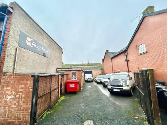 20241015_085846612_iOS