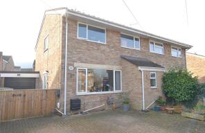 25, Bathleaze, Stonehouse GL10 3JN
