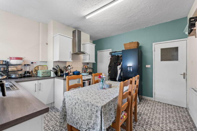 3 bed Terraced for sale Image 7
