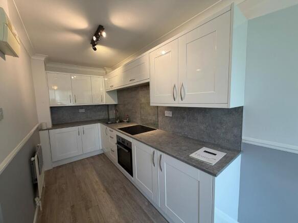 1 bed Apartment to rent Image 5