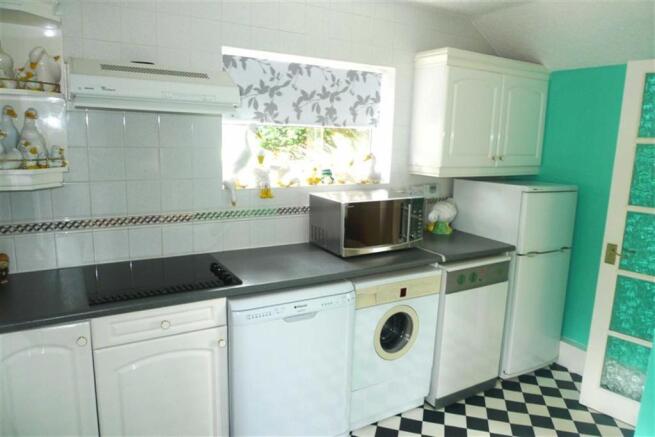 Photo 11