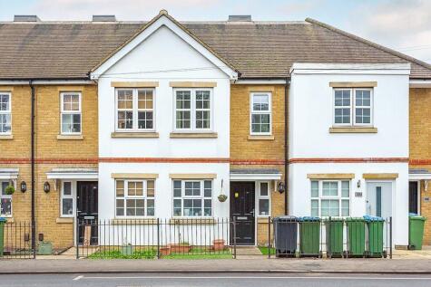 Burwood Road, Hersham, KT12