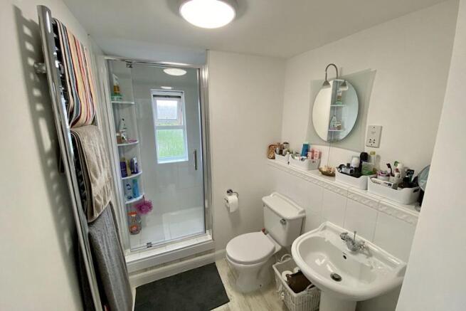 Master En-suite
