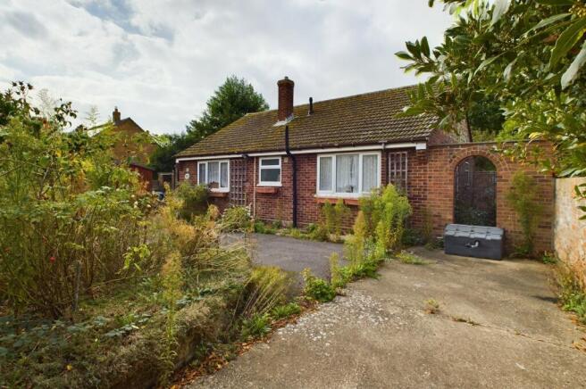 CAM02519G0-PR0176-STILL003