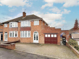 14, Eastleigh, Sedgley DY3 3PE